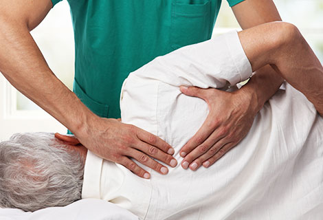 Chiropractic care for pain relief in Commack