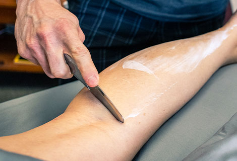 Soft Tissue Technique for pain relief in Commack